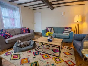 Cottage with garden - Image 4