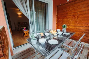 Child-friendly beautiful flat with terrace & pool | Ski nearby - Image 5