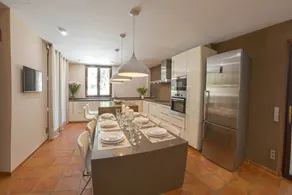 Appartamento con giardino, piscina privata e griglia - Image 5