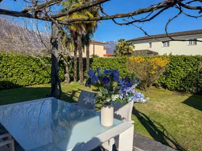 Attractive, renovated detached house with terrace and lawn - Image 2