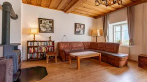 House with barbeque & garden - Image 3
