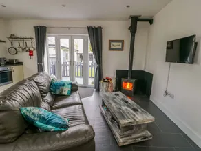 Cottage with garden | Beach view - Image 3