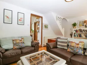 Child-friendly beautiful cottage with garden | Beach view | Next to the beach | Pets allowed - Image 3