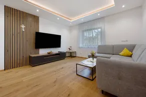 Holiday Apartment 'Klementhof No. 2' with Mountain View, Shared Pool and Wi-Fi - Image 2