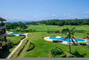 Family-friendly apartment with pool & terrace | Sea view - Image 3