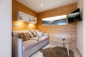 Cottage with terrace & garden | Garden view - Image 3