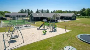 House with pool, barbecue & garden - Image 2