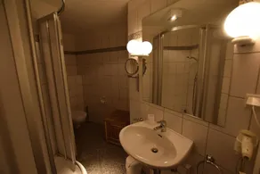 Friesenhof App. 02 - Image 5