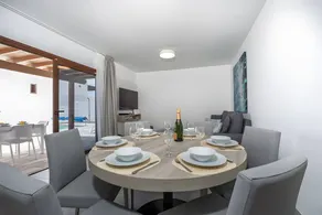 Vacation Villa 'Ancoa' with Private Pool, Wi-Fi and Air Conditioning - Image 3