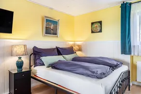 Apartment 'Blue' with Private Terrace, Shared Garden and Wi-Fi - Image 4
