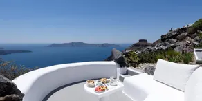 Villa with pool & terrace - Image 4