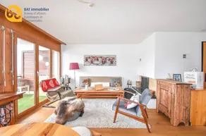 Apartment with terrace, barbecue & garden - Image 2