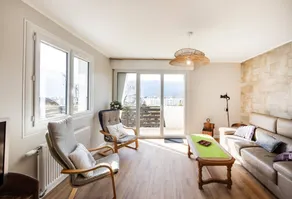 Chalet with garden, barbeque & terrace | Lake view | Pet-friendly - Image 2