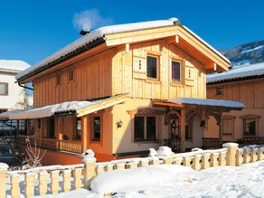 Holiday home with sauna | Mountain view - Image 2