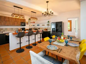 Apartment with terrace, barbecue & garden - Image 3