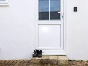 Cottage with garden | Beach view | Pet-friendly - Image 3