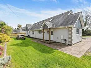 Landhaus mit Whirlpool und Garten - Image 2