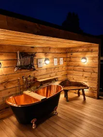 Historic Cambridgeshire Cottage Retreat with Hot Tub - Image 2