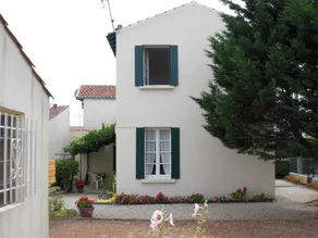 Child-friendly pleasant villa with garden, barbecue & pool | Garden view | Beach nearby | Pets allowed - Image 4