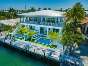 Familienorientiertes tolles Ferienhaus mit Grill, privatem Pool und Terrasse | Wasserblick - Image 4