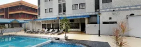 Privatzimmer mit Terrasse, Garten und privatem Pool | Poolblick - Image 3