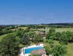 Villa with garden, BBQ & terrace - Image 5