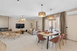 Fully equipped spacious house with terrace, garden & BBQ | Panoramic view - Image 2