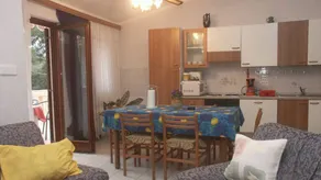 Appartement avec terrasse et barbecue - Image 3
