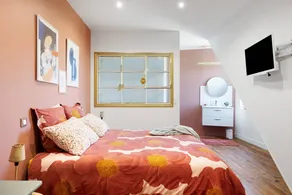 Bed & breakfast with garden & terrace - Image 5