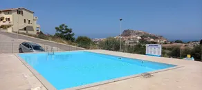 Wohnung mit Pool und Terrasse - Image 2