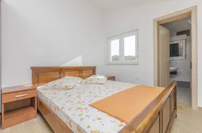 Apartamento vacacional con barbacoa y terraza | Vistas al mar - Image 5