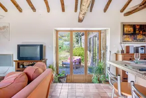 Gîte Des Martins-pêcheurs with Shared Pool, Private Terrace and Wi-Fi - Image 4