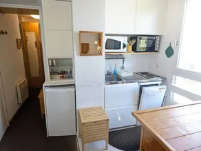 Apt Skilifts, 4 Ppl, Balcony, Equipped Kitchen - Image 3