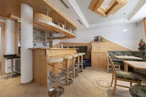 Family-oriented holiday apartment with terrace - Image 2