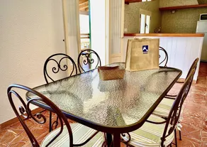 Charming holiday apartment with terrace - Image 5