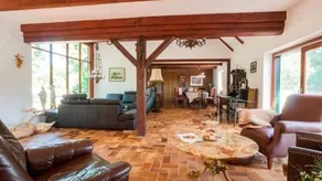 Fully equipped holiday home with terrace, barbeque & garden | Pet-friendly - Image 2
