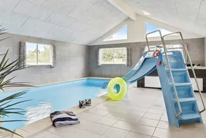 Holiday home with pool, terrace & sauna - Image 5