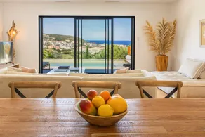 Villa conviviale et familiale avec jardin, terrasse et piscine privée | Vue plage - Image 4