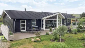 House with terrace, sauna & barbecue - Image 5