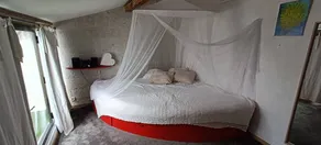 Holiday Home 'Gite La Paloma' with Wi-Fi and Air Conditioning - Image 3