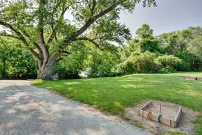 Missouri Studio Getaway Close to Parks and Hiking - Image 3