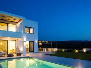 BRAND NEW ELEGANT VILLA WITH AMAZING VIEW - Image 5
