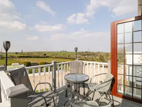 Child-friendly nice cottage with garden - Image 2