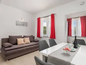 Apartamento vacacional con barbacoa y jardín | Vistas al mar - Image 5
