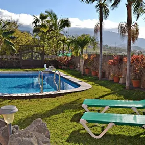 Dedicated room with pool | Close to the beach - Image 2