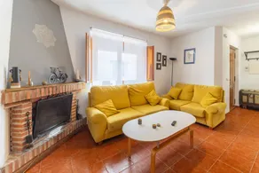 Holiday home with garden & BBQ | Garden view - Image 3