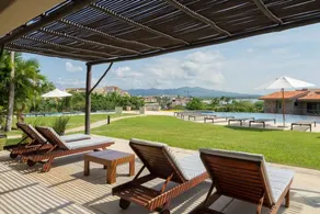 Luxury Condo Beach Access - Image 4
