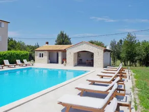Holiday apartment with pool, terrace & barbecue - Image 4