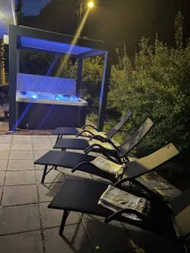 Attraente casa totalmente attrezzata con barbecue, idromassaggio e terrazza | Sono ammessi animali domestici - Image 2