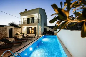 Fully equipped villa with BBQ, garden & private pool | Pool view - Image 2